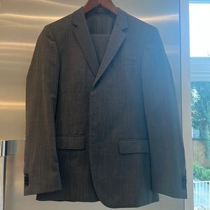 WORN ONCE HUGO BOSS FULL SUIT